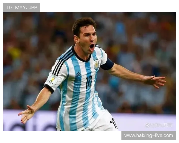 中国足球男球星帅哥形象大赏 展现球场内外的魅力与风采 中国足球男球星帅哥形象大赏 展现球场内外的魅力与风采